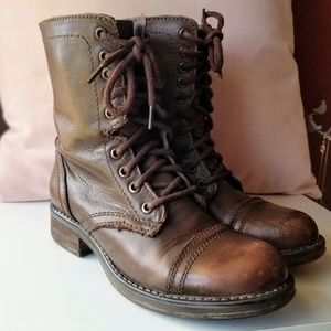 Steve Madden Troopa Combat Boots in Brown Leather